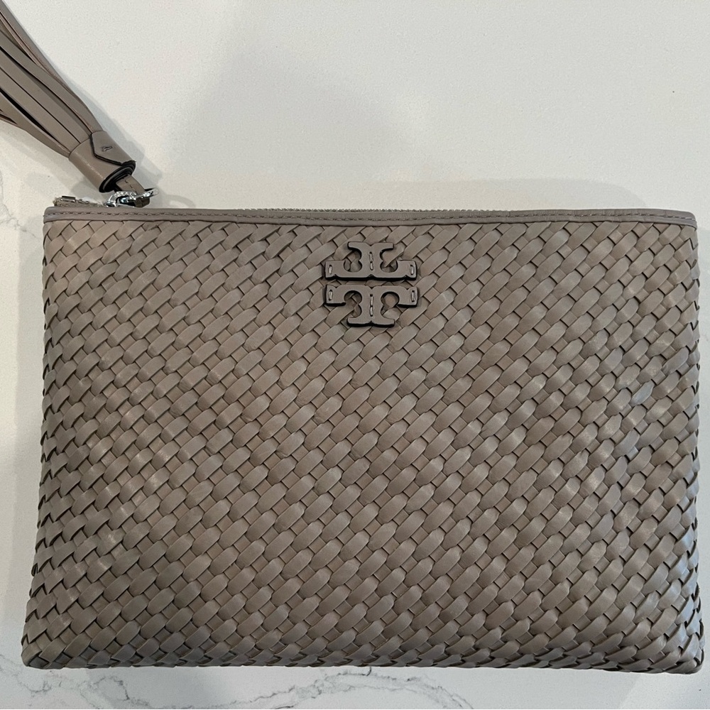 NWOT Tory Burch Thea Large Woven Pouch